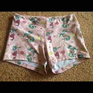 WodBottom booty shorts